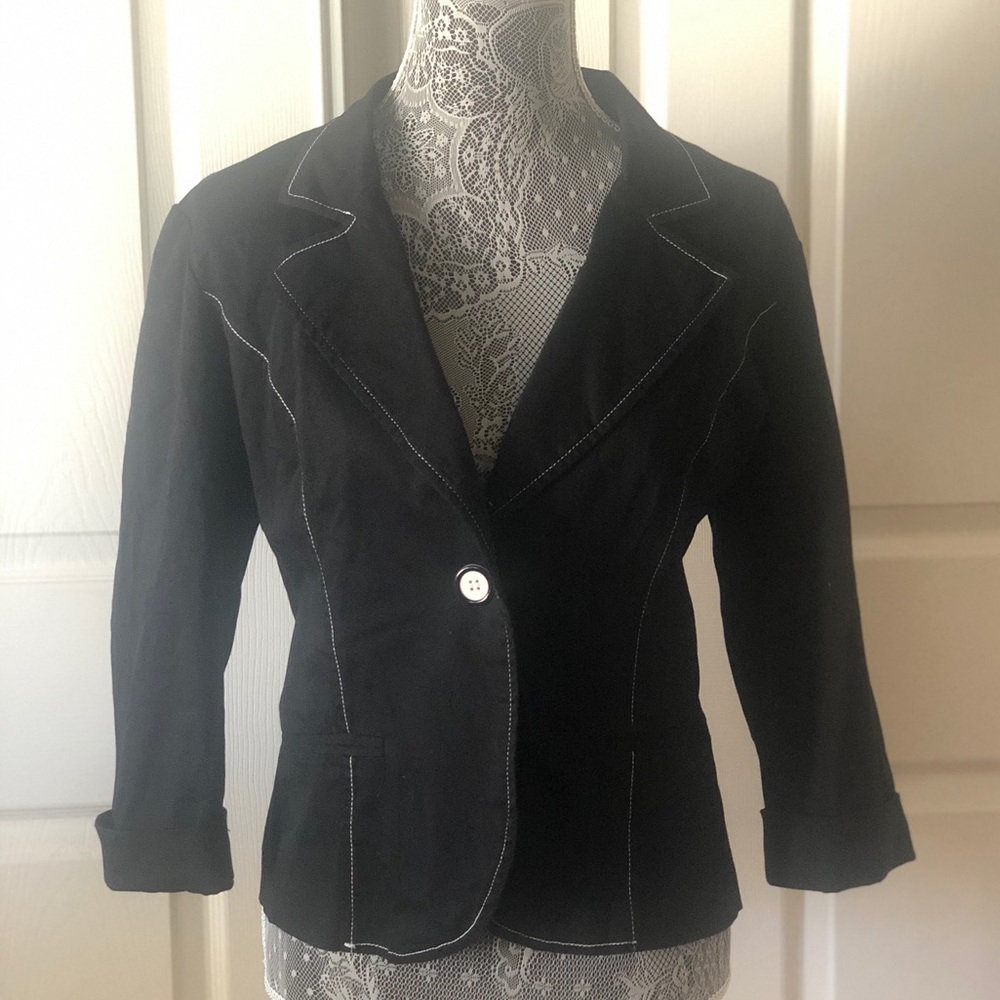 Courtenay Black Blazer